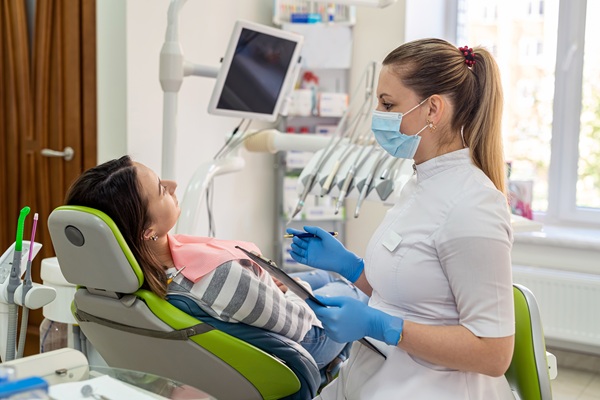 Signs You Should Visit A Family Dentist