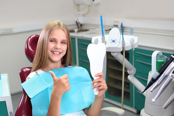 How A Laser Dentist Makes Common Dental Procedures More Comfortable